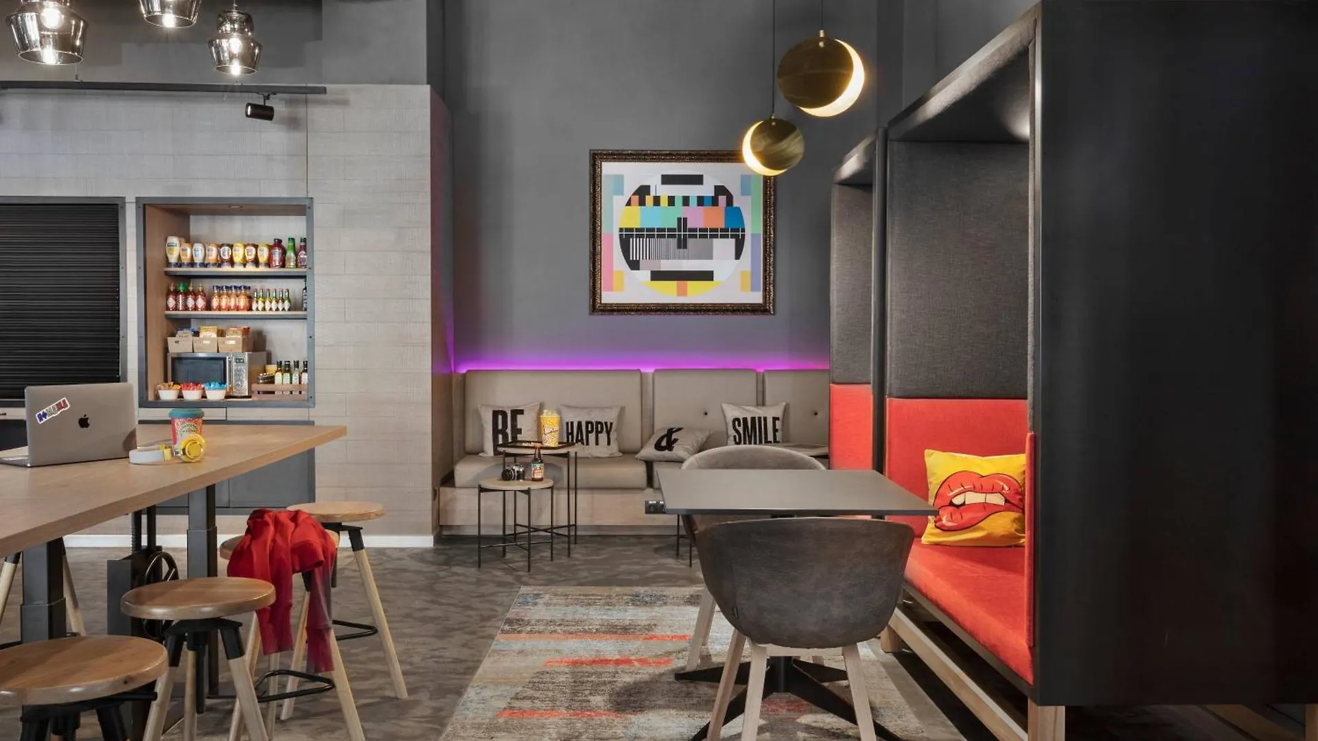 Moxy Bucharest Old Town Hotel
